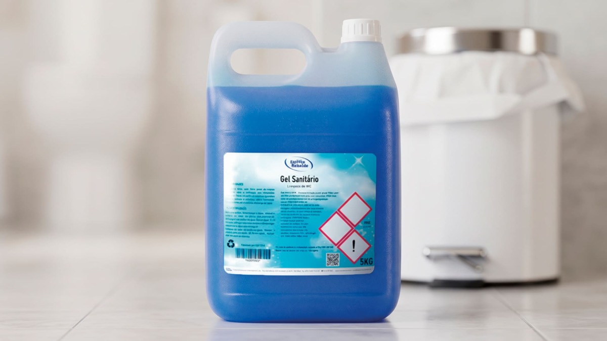 Gel Sanitizzante Espirito Rebelde per igienizzare il cestino dei rifiuti